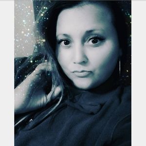 Meet your Posher, Valerie